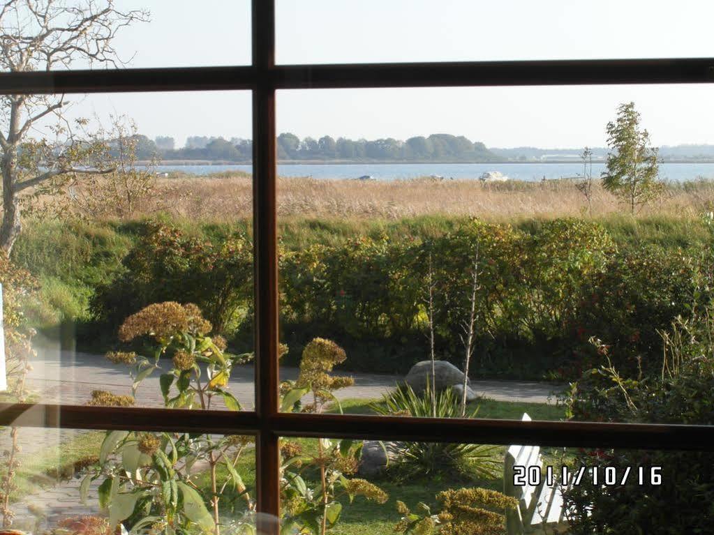 Pension Deichgraf Middelhagen Extérieur photo